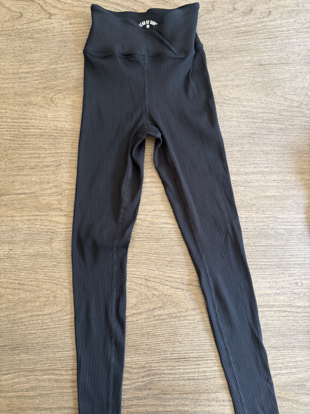 Year of Ours Ribbed Veronica Black Leggings NWOT SZ small